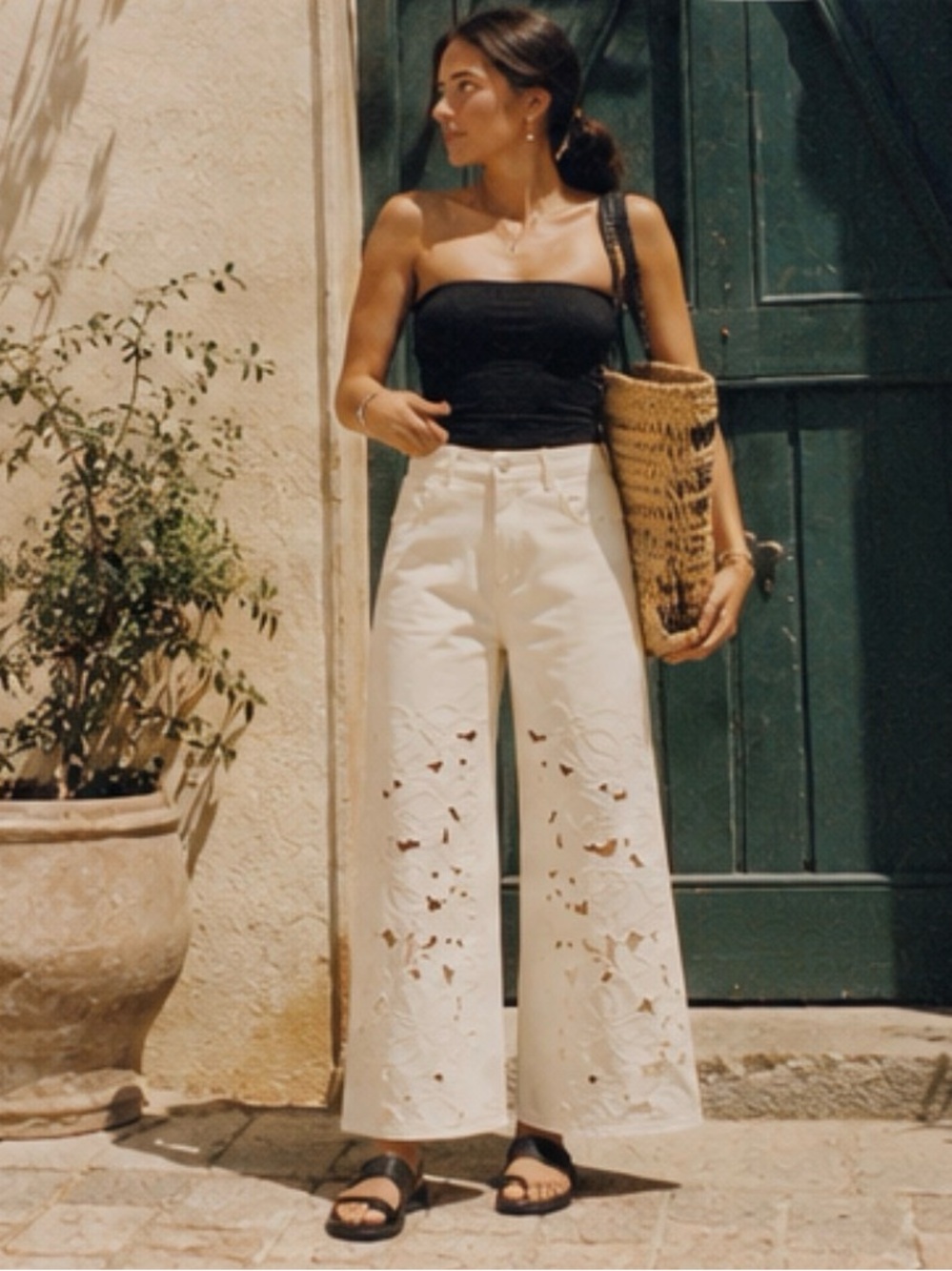 High-Rise White Embroidery Cut-Out Wide-Leg Jeans - Women's